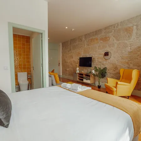 Апартаменты Downtown By Vacationy