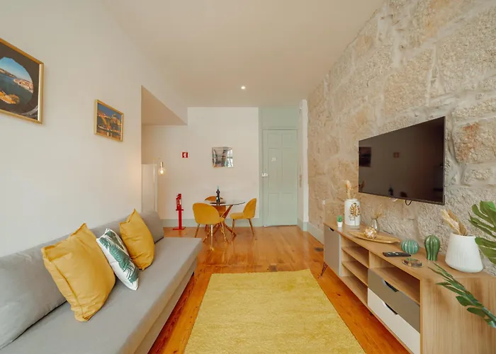 Downtown By Vacationy