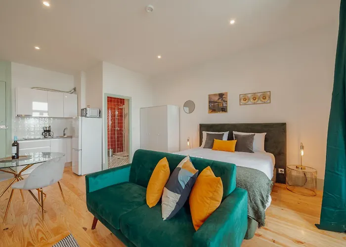 Downtown By Vacationy شقة بورتو