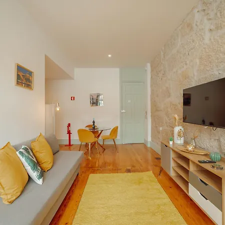 Downtown By Vacationy